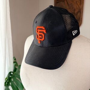 San Francisco Giants New Era Women’s Trucker Hat Black Orange MLB